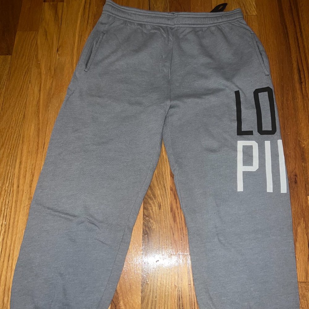 COPY - PINK Victoria Secret Grey Capri Sweatpants (with drawstring)